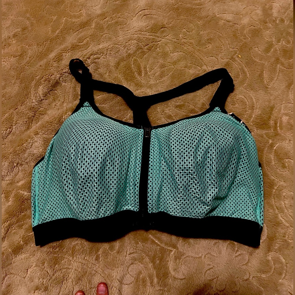 Victoria Secret Sport Zip Up Bra 36D